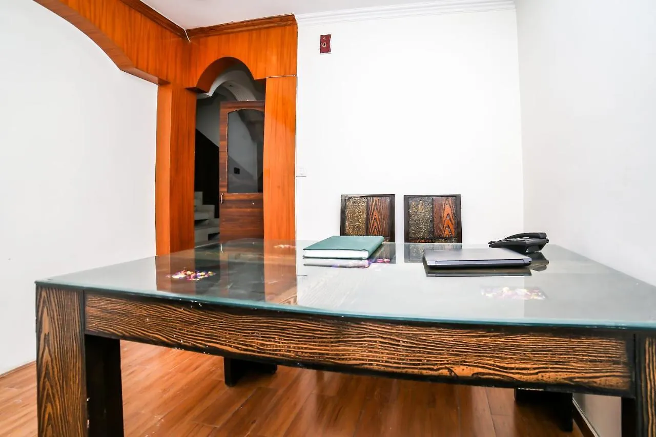 Oyo 26589 Hotel Royal Town New Delhi 3*,  India